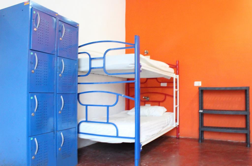 Hostal Vive La Vida プレヤデルカーメン エクステリア 写真