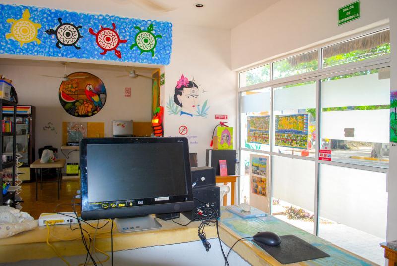 Hostal Vive La Vida プレヤデルカーメン エクステリア 写真
